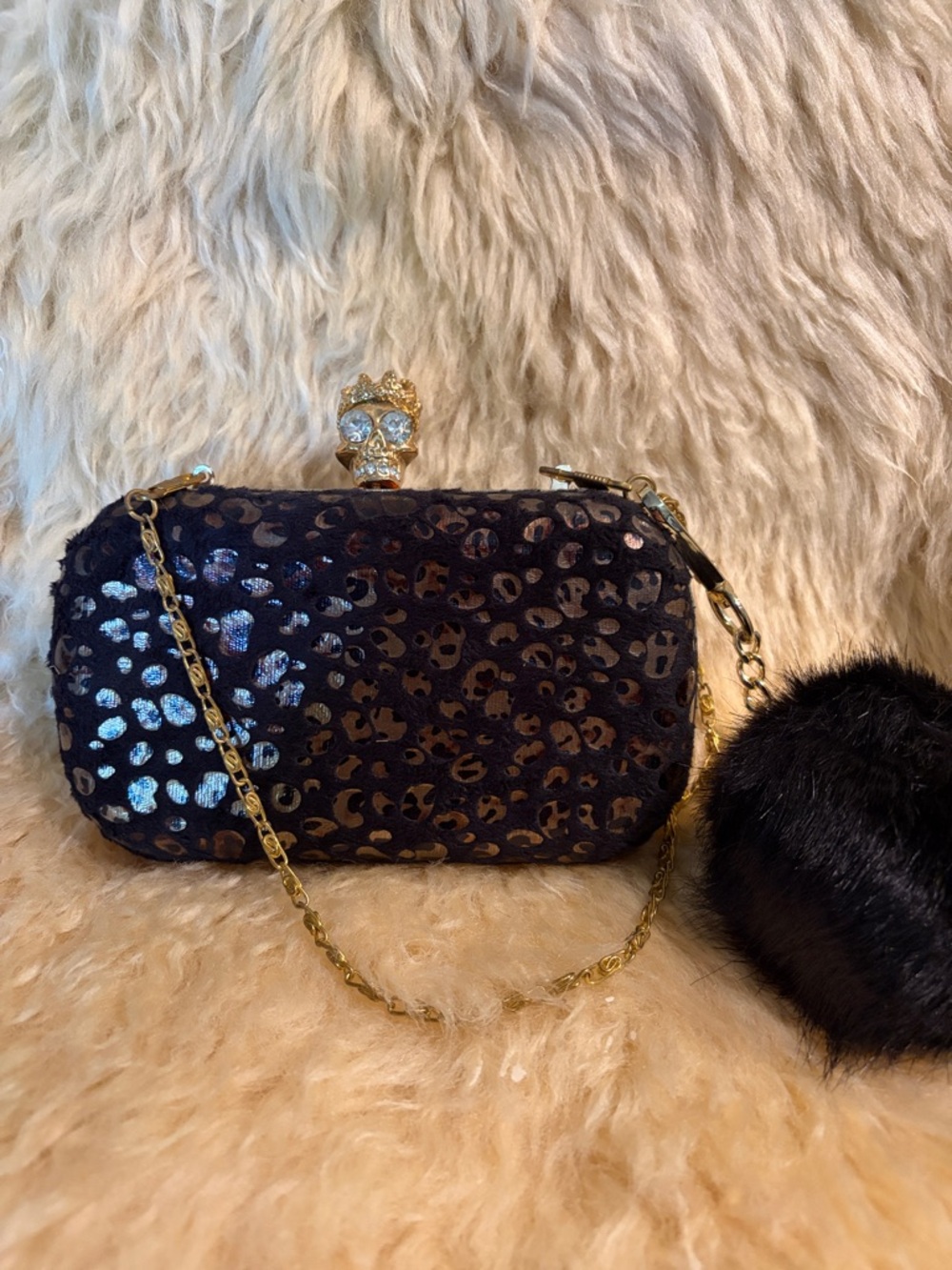 Black Leopard-Print Skull Clasp Evening Clutch